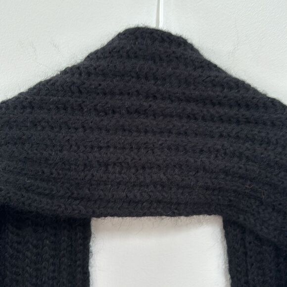 John Elliot Mohair Black Scsrf NWT - Picture 3 of 6